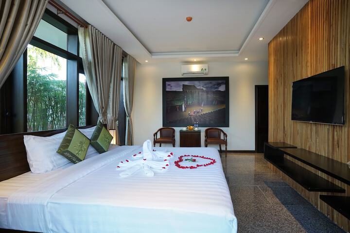 Room 21 of 27