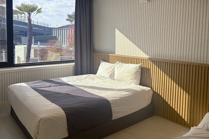 Room 19 of 96
