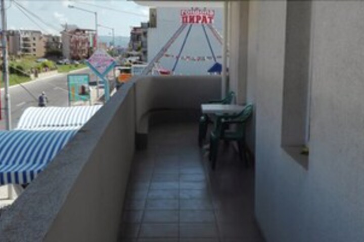 Terrace/Patio 33 of 34