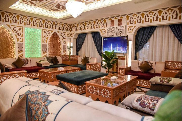 Exterior of Grand Plaza Badr Al Maqam