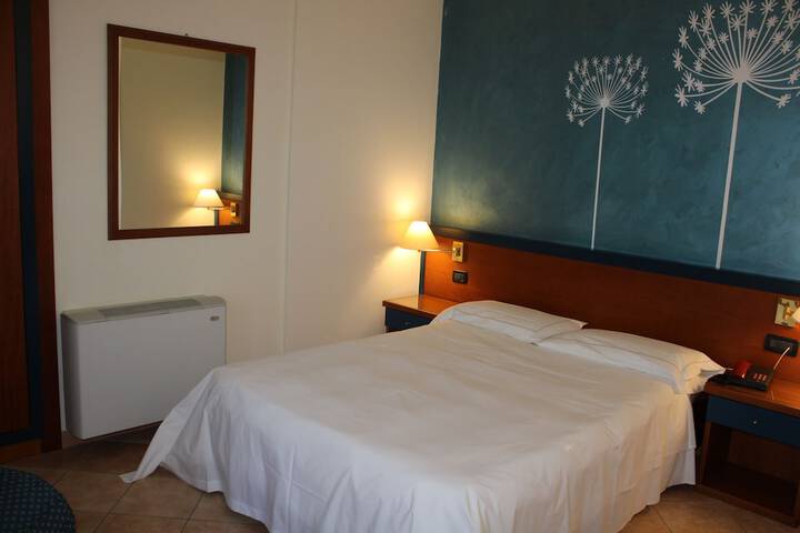 Room 17 of 52