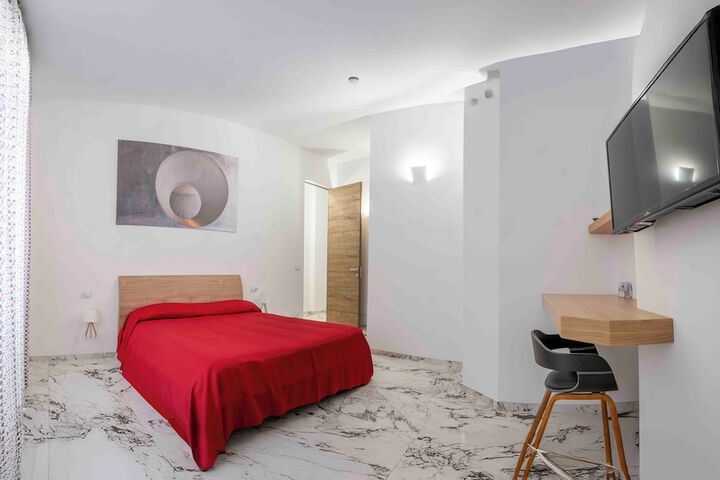 Room 100 of 212