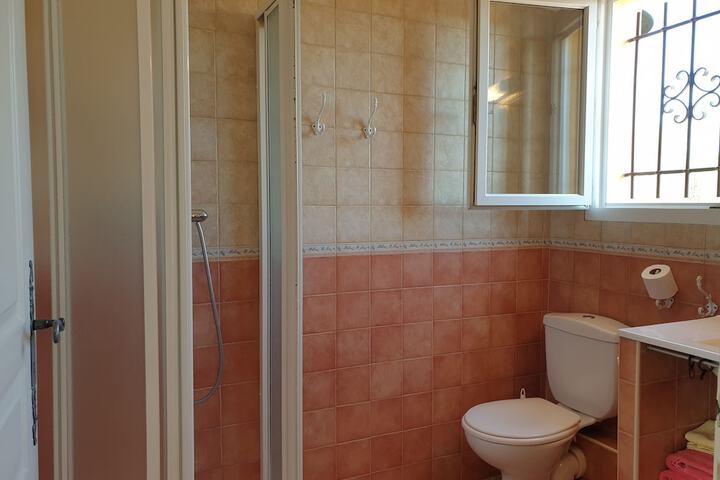 Room 43 of 75