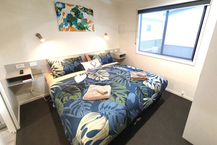 Room 16 of 73