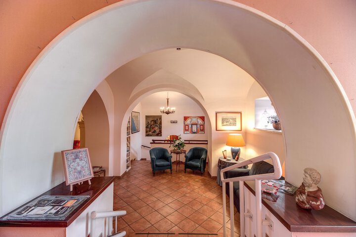 Lobby Entry