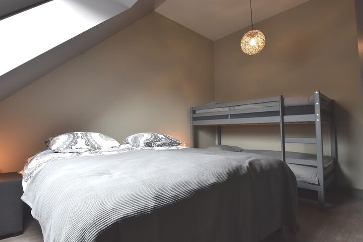 Room 11 of 89
