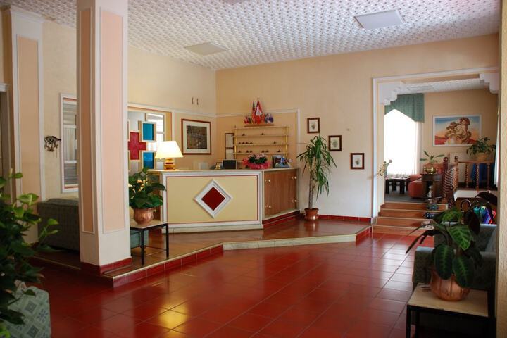 Hotel Interior 7 of 59