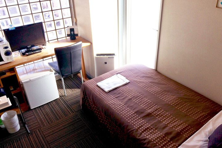 Room 6 of 23