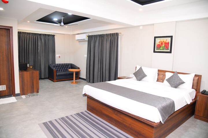 Room 19 of 34