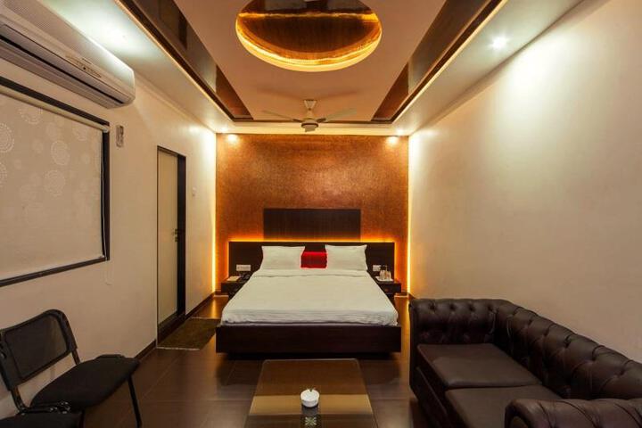Room 3 of 5