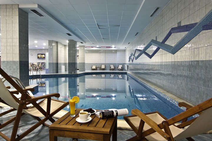 Pool 31 of 66