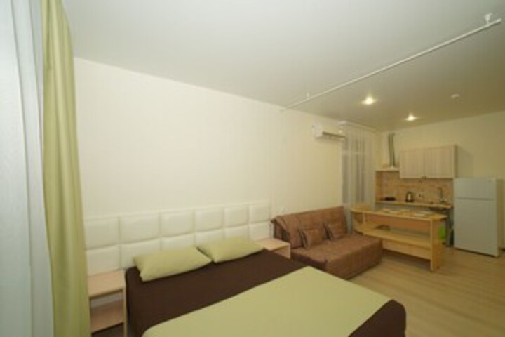 Room 8 of 23