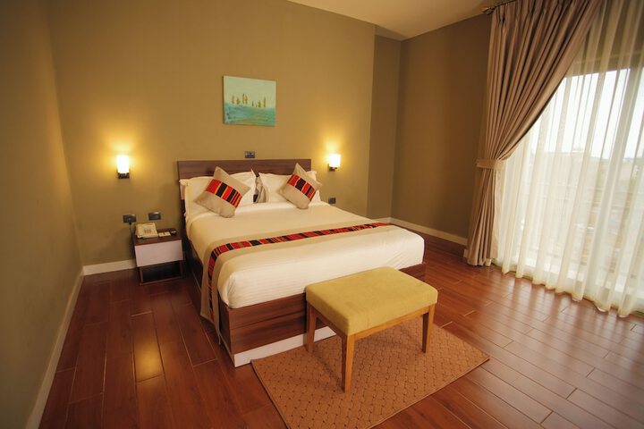 Room 30 of 63