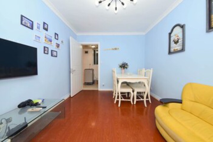 Room 12 of 24