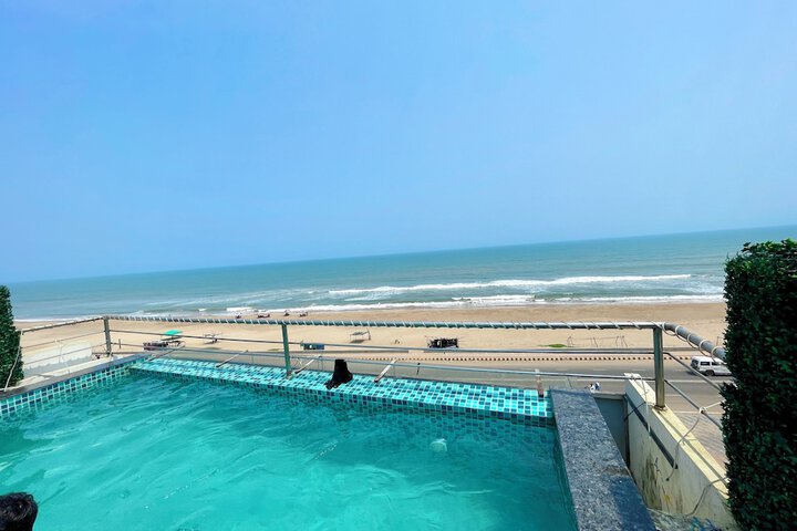 Pool 70 of 100