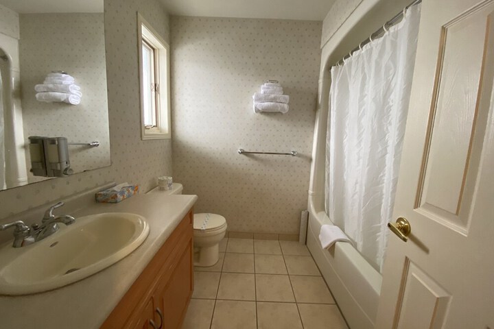 Room 60 of 99