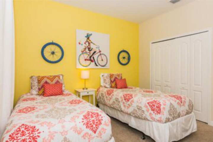 Room 54 of 61