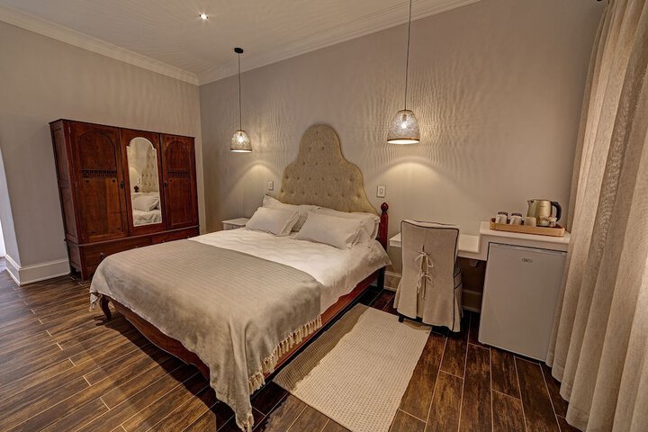 Room 8 of 29