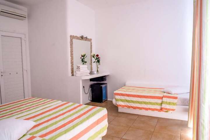 Room 32 of 92