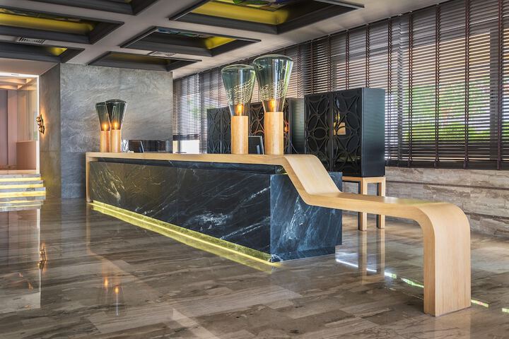 Hotel Interior 5 of 183