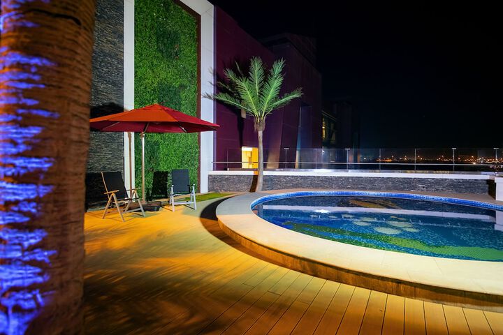Pool 59 of 70