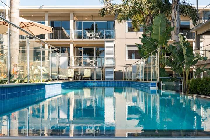 Pool 64 of 77