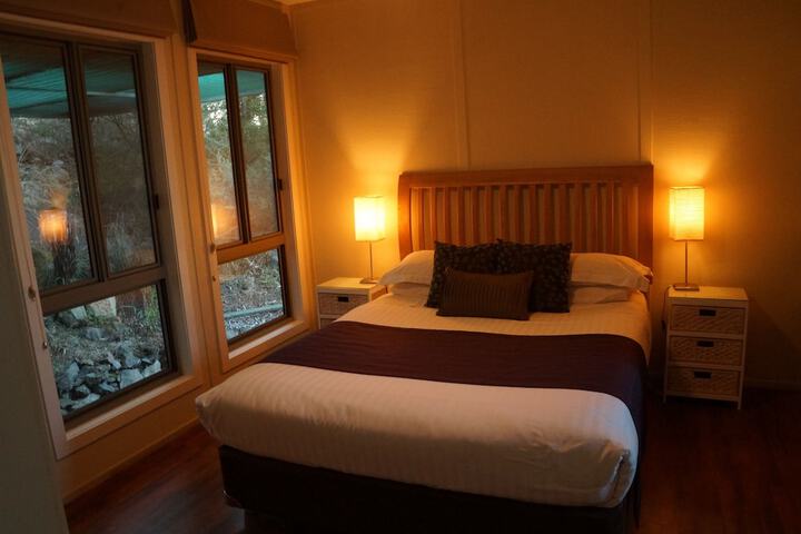 Room 4 of 55