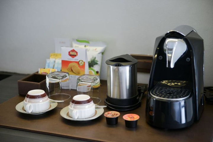Breakfast/Coffee Service 20 of 48