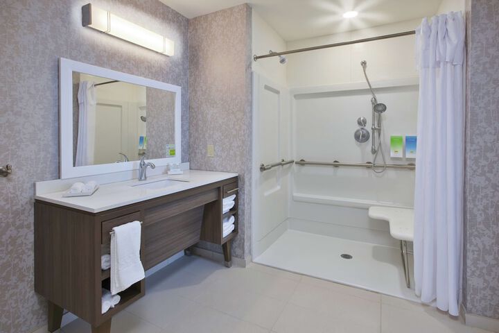 Bathroom shower