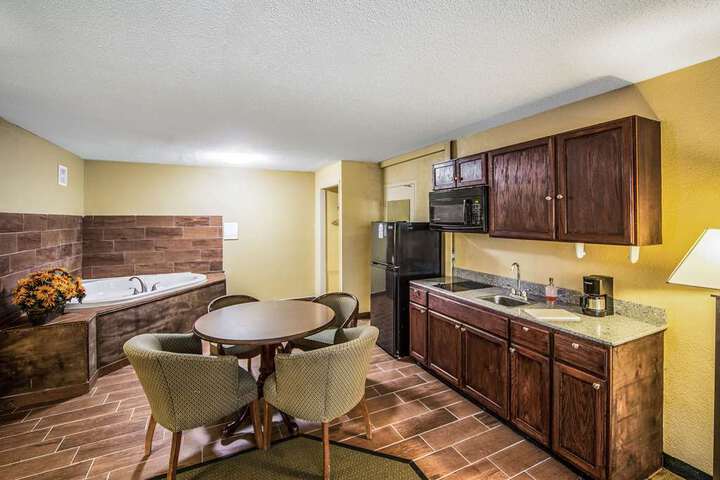 Standard Suite