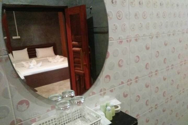 Room 82 of 90