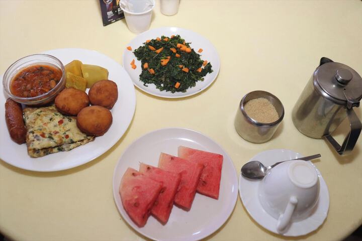 Breakfast/Coffee Service 28 of 35