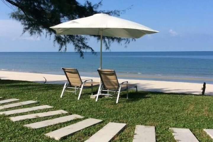 Beach 65 of 72