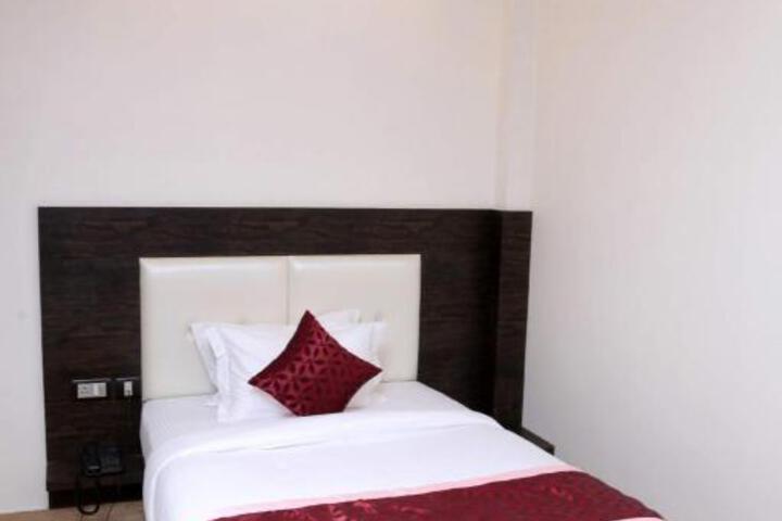 Hotel Vinayak Lifestyle Hotels