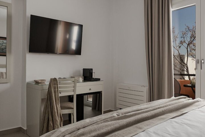 Room 25 of 92