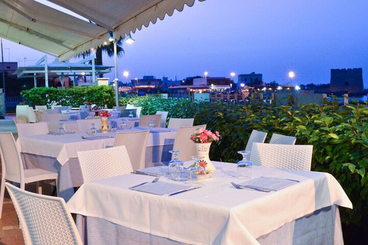 Dining Photos