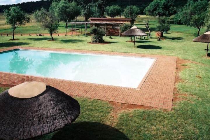 Pool 12 of 20