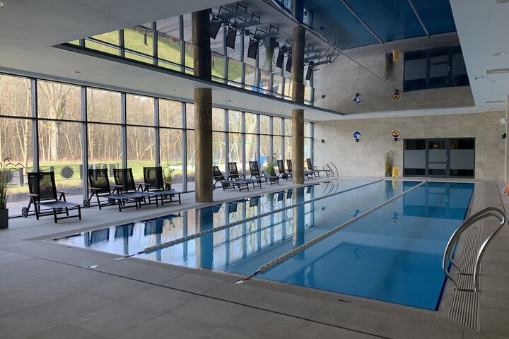 Pool 21 of 31