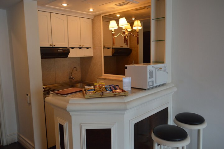 Private kitchenette