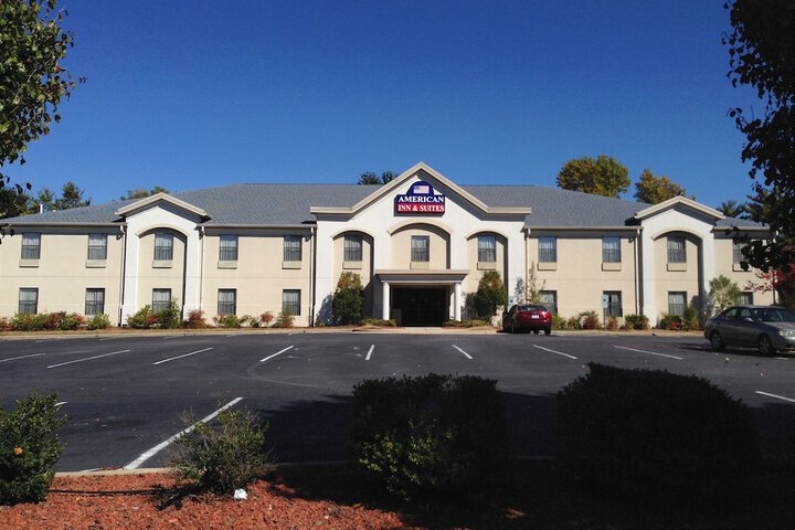 American Inn & Suites - High Point NC