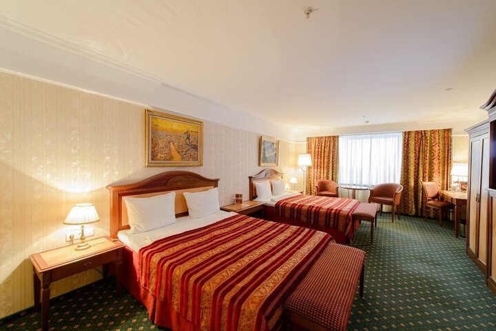 Room 11 of 47