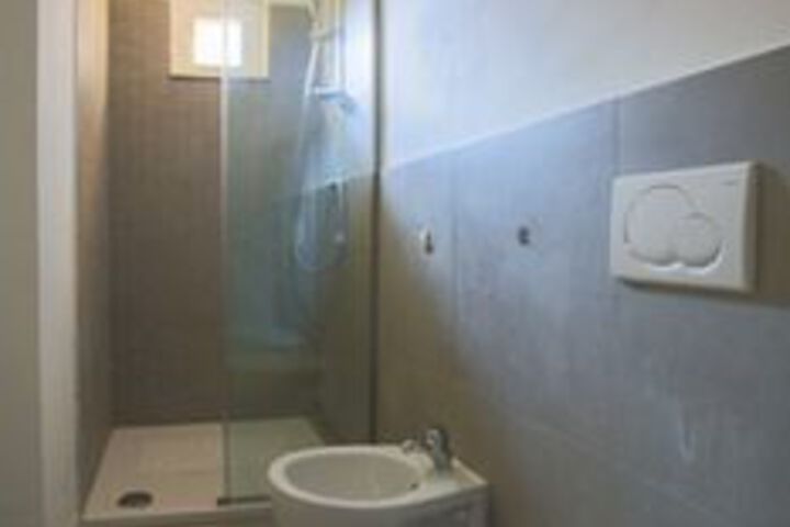 Room 2 of 12