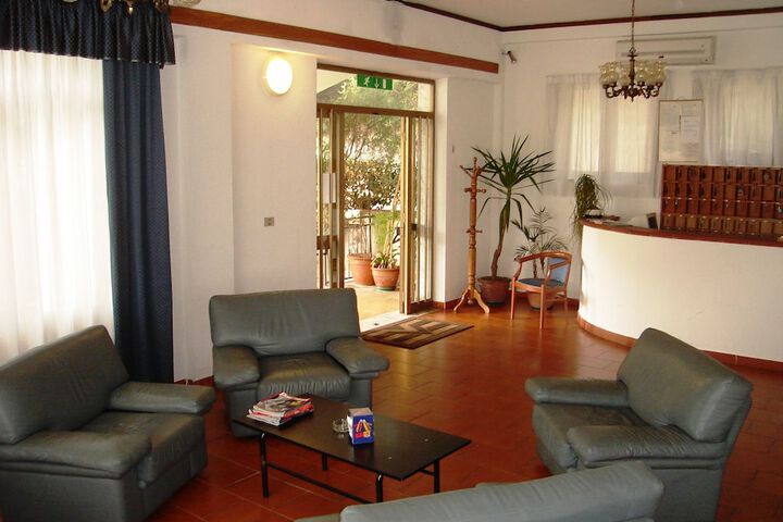 Hotel 2 of 42