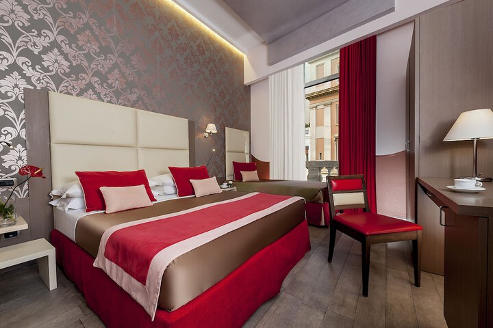 Room 42 of 110