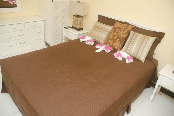 Room 10 of 110