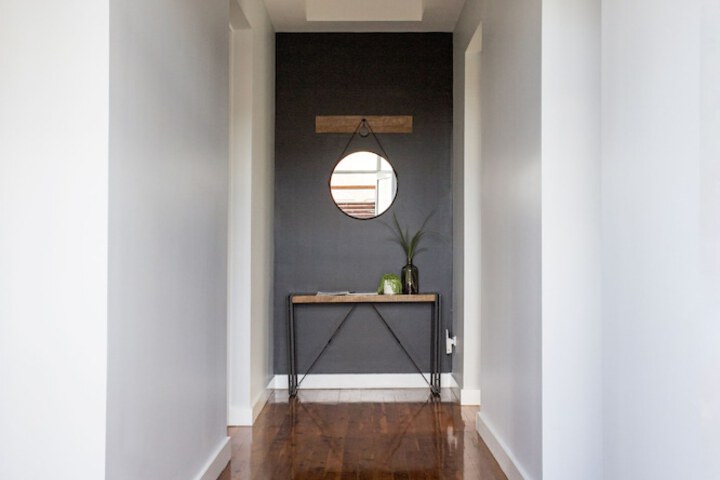 Room 12 of 27