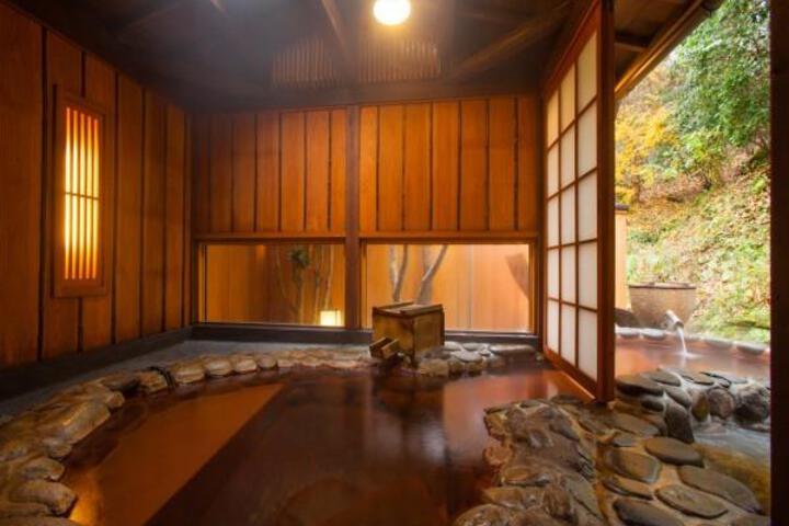Pool 5 of 22