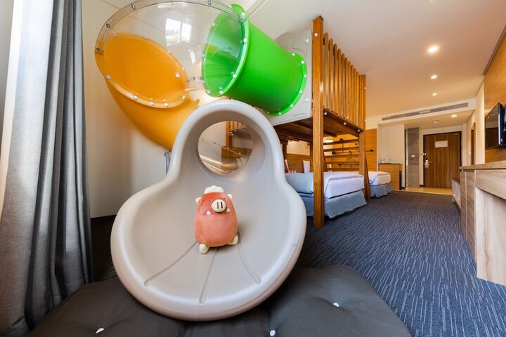 Sun Dialogue Hotel by Cosmos Creation
