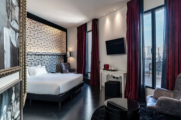 Room 15 of 52