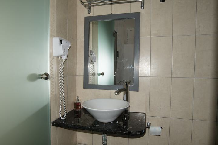 Room 21 of 53